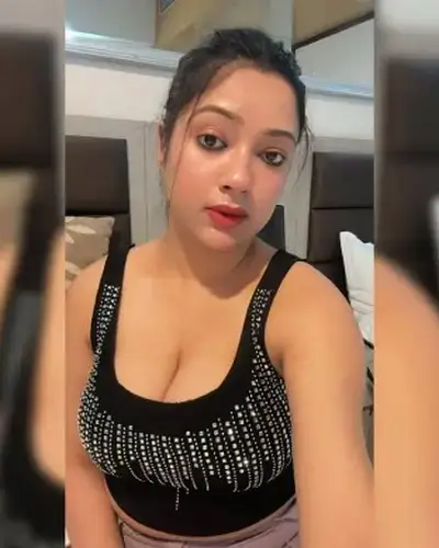 Call Girls Service Umred